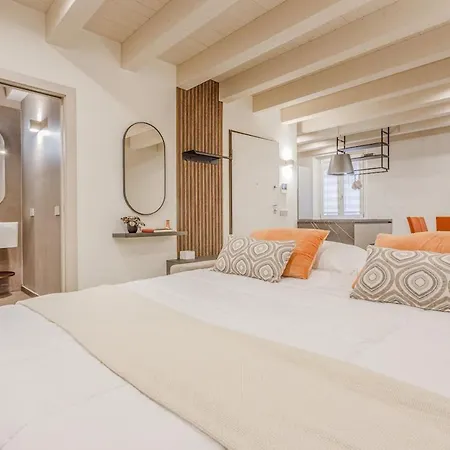 Appartement Historic Center - Elegant Family Modena